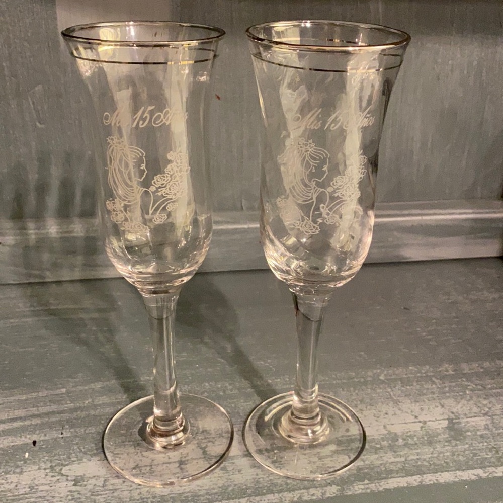 Spiral "Mis Quince Años" Glass Cup Set of 2.